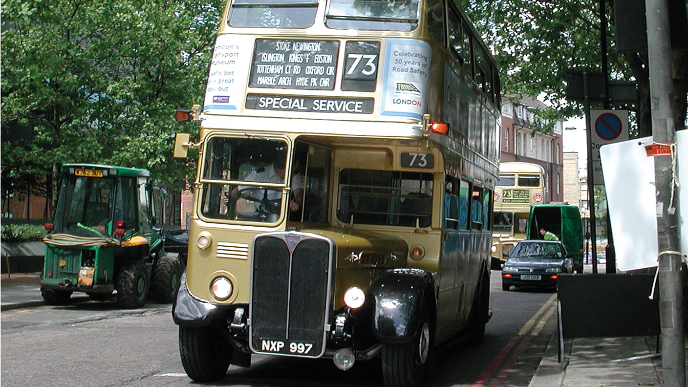 Old London bus © Alamy