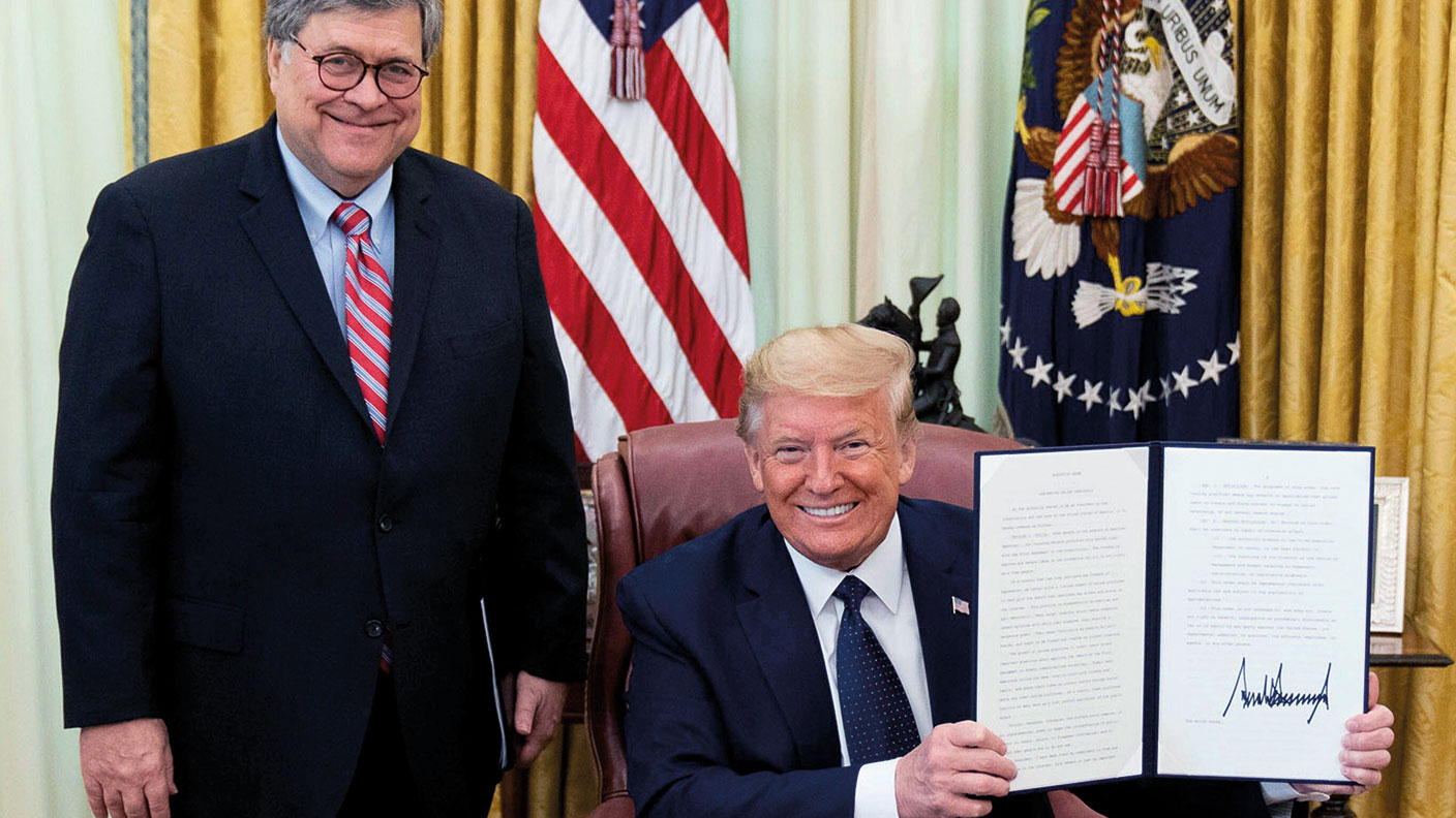 Donald Trump and  William Barr © Shealah Craighead/White House Photo/Alamy Live News