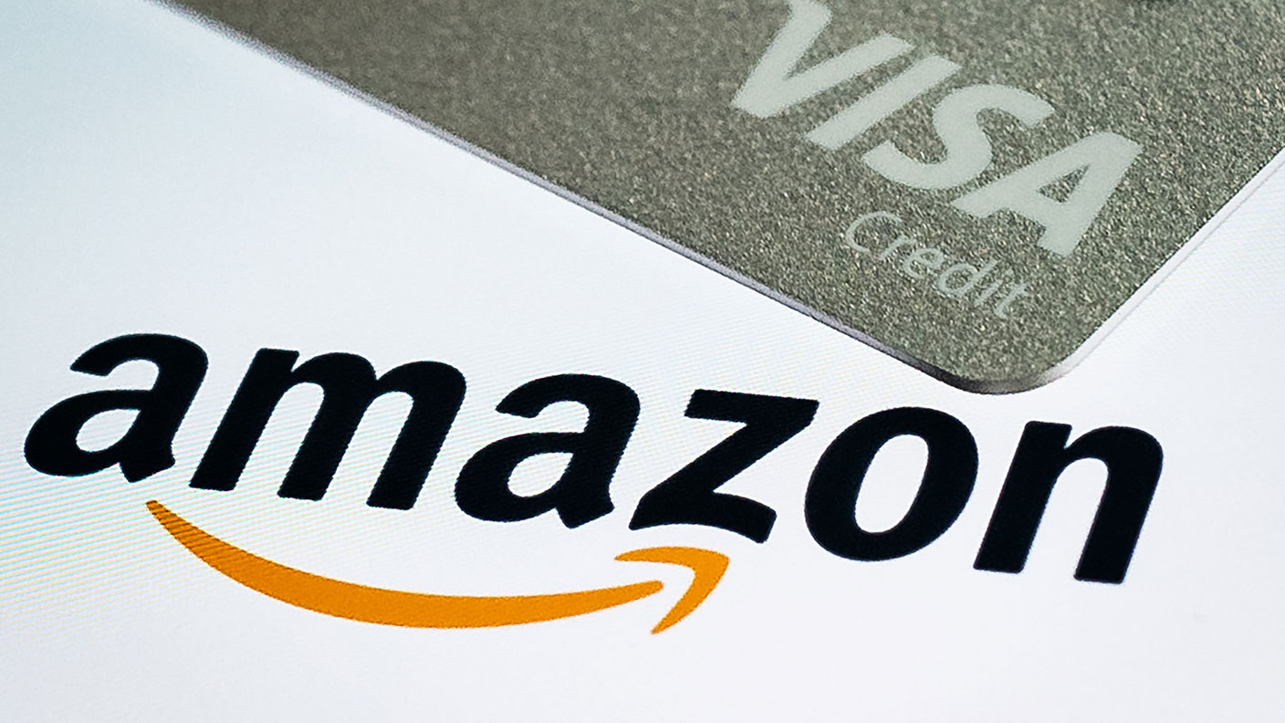 Amazon logo and visa credit card