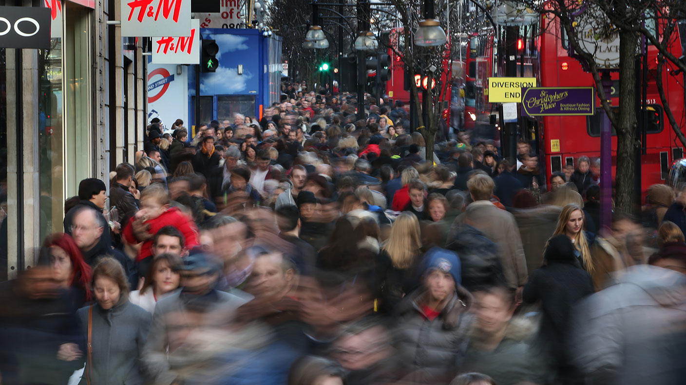 Crowds on Oxford Street © Peter Macdiarmid/Getty Images