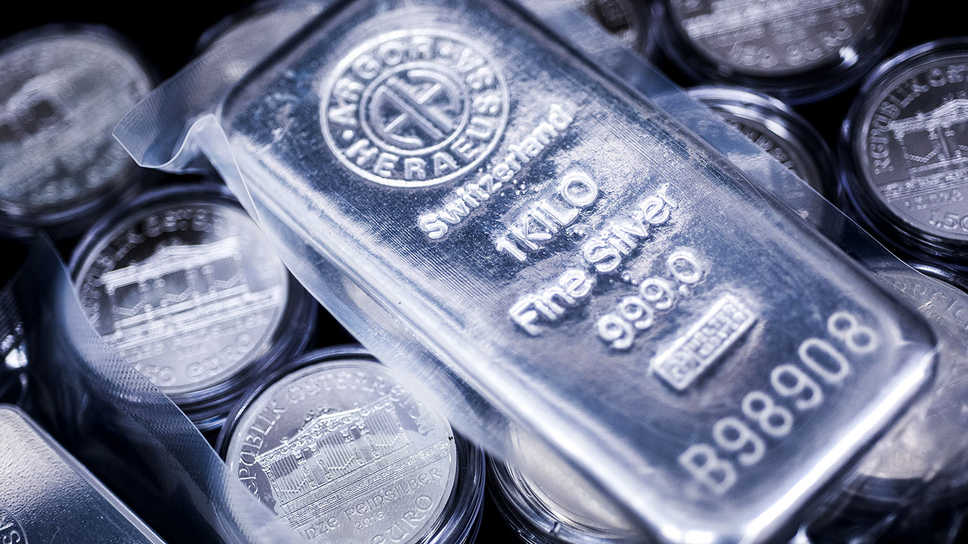 Silver bars and coins © Akos Stiller/Bloomberg via Getty Images